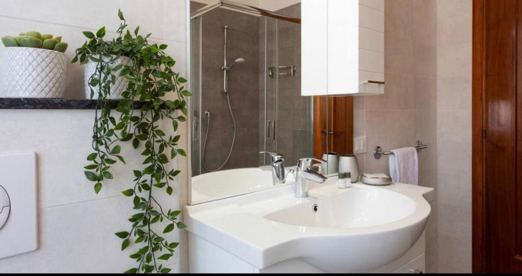 Como Diamond Apartment Lipomo Exterior foto